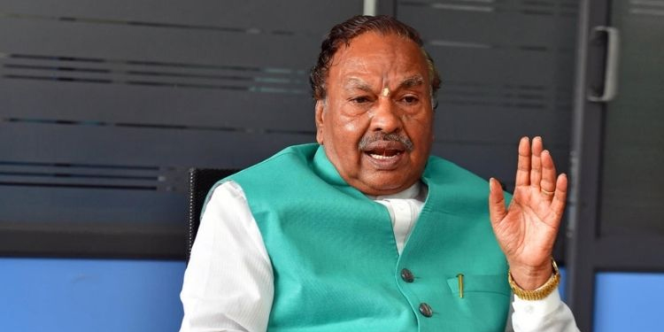 കരാറുകാരന്റെ ആത്മഹത്യ ; കെ എസ് ഈശ്വരപ്പ് രാജിക്കത്ത് കൈമാറി