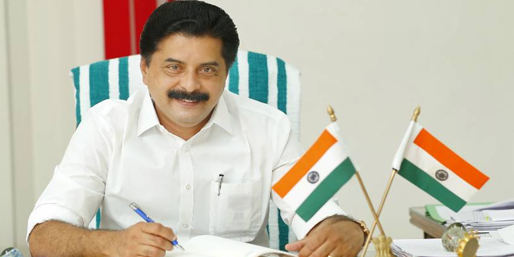 ഘടക കക്ഷികള്‍ ഭരിക്കുന്ന വകുപ്പുകളില്‍ സിഐടിയു ഭരണ പ്രതിസന്ധി സൃഷ്ടിക്കുന്നില്ലെന്ന് മന്ത്രി റോഷി അഗസ്റ്റിന്‍