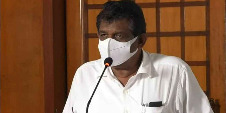 കെഎസ്ആർടിസിയിൽ കടുത്ത പ്രതിസന്ധി ;  ജീവനക്കാരെ കുറയ്ക്കേണ്ടിവരും: മന്ത്രി