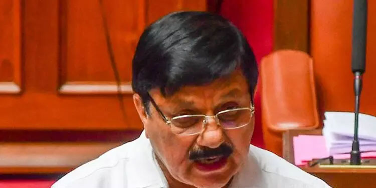 യുവാവി‍നെ കൊന്നത് ഉർദു സംസാരിക്കാത്തതിനാലെന്ന് ആഭ്യന്തര മന്ത്രി ; നിഷേധിച്ച് പൊലീസ്