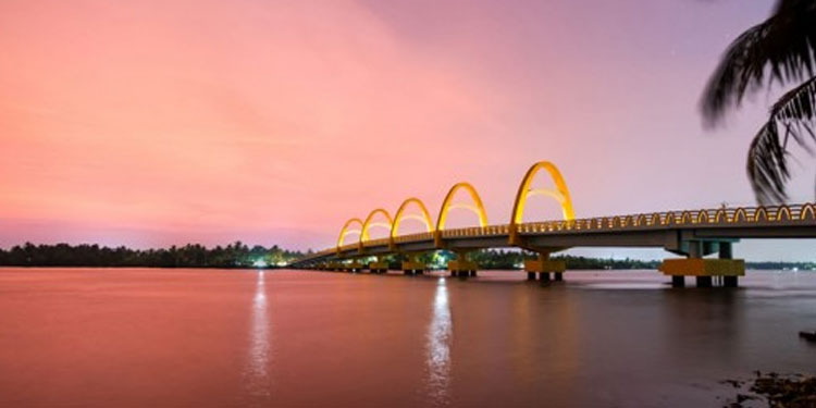 കൂട്ടംവാതുക്കൽകടവ് പാലം ബുധനാഴ്‌ച‌‌ തുറക്കും ;  അഭിമാന പദ്ധതിയെന്ന് മന്ത്രി മുഹമ്മദ് റിയാസ്