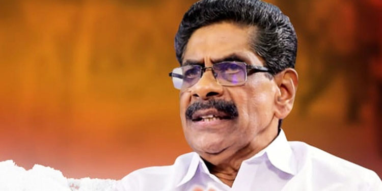കെപിസിസി രാഷ്ട്രീയകാര്യ സമിതി യോഗത്തിൽ നിന്നും വിട്ട് നിന്ന് മുല്ലപ്പള്ളിയും