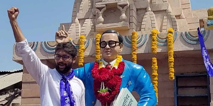 ‘ പ്രധാനമന്ത്രിയുടെ ഓഫിസിന്റെ കുടിപ്പക ’ ; ജാമ്യത്തിന് പിന്നാലെ മേവാനി അറസ്റ്റിൽ