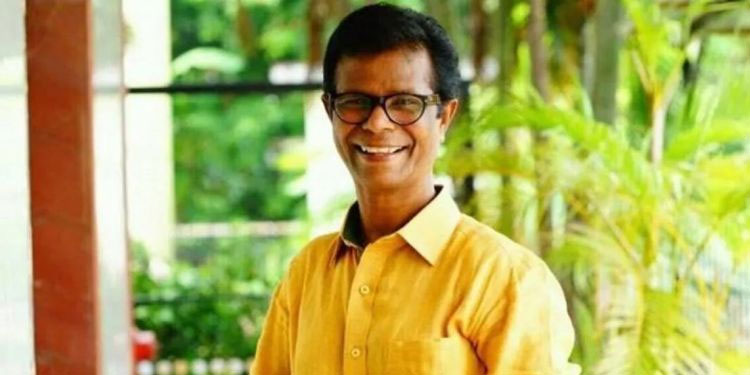 ധാര്‍മികത മുൻനിർത്തി ഒഴിവാക്കണം ; ചലച്ചിത്ര അക്കാദമിക്ക് ഇന്ദ്രൻസിന്റെ കത്ത്