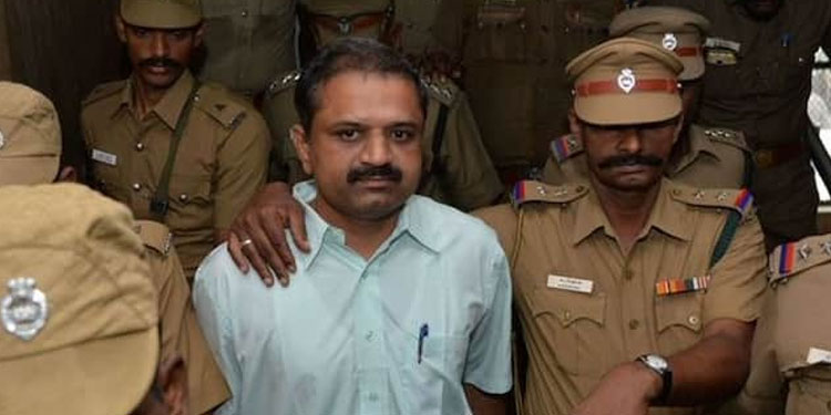 രാജീവ് ഗാന്ധി വധക്കേസ് : പേരറിവാളന്റെ ദയാഹർജിയിൽ തീരുമാനം വൈകുന്നതിനെ വിമർശിച്ച് സുപ്രീം കോടതി
