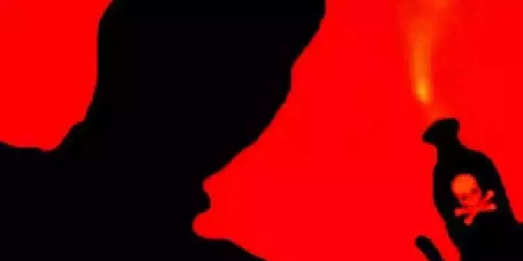 ഭാര്യയെ വഴിയിൽ തടഞ്ഞുനിർത്തി ആസിഡ് ഒഴിച്ചു ; യുവാവിനെതിരെ കേസ്