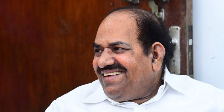 കേന്ദ്രം രാജ്യത്തെ കൊള്ളയടിക്കുന്നു ;  വിലവർധന എണ്ണക്കമ്പനികൾക്കായി : കോടിയേരി