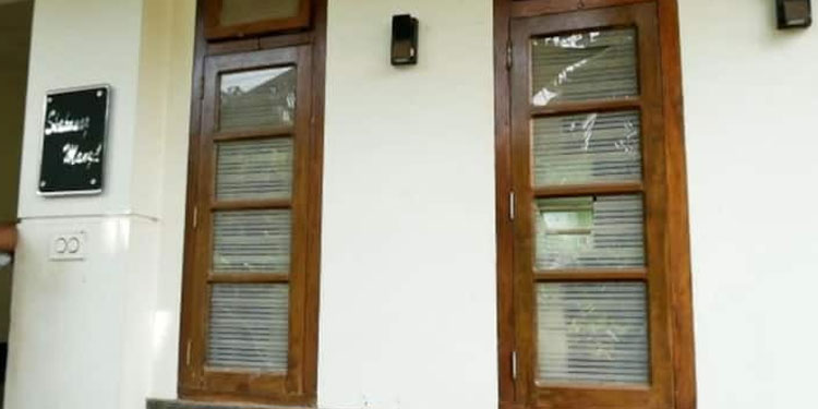 തലശ്ശേരി കീഴന്തി മുക്കിൽ സിപിഎം പ്രവർത്തകന്‍റെ വീടിന് നേരെ അക്രമം