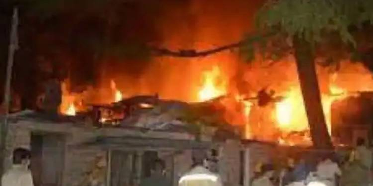 ആന്ധ്രാപ്രദേശിൽ തീപിടുത്തം നടന്ന ഫാക്ടറി അടച്ചുപൂട്ടാൻ ഉത്തരവ്