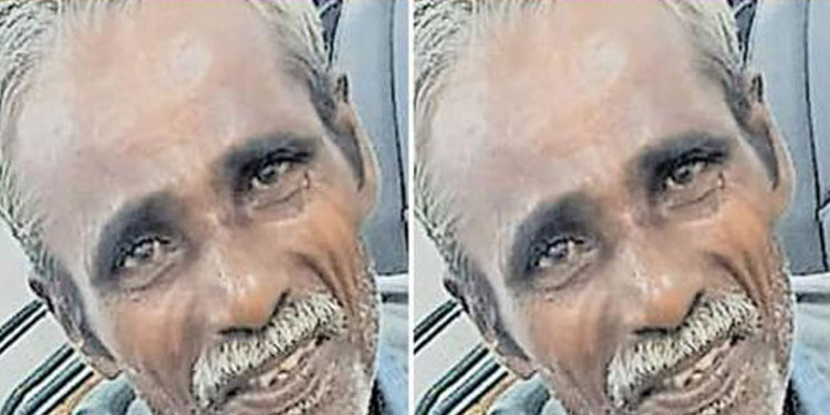 വീണുകിട്ടിയ ബെൽറ്റിൽ ഒന്നേകാൽ ലക്ഷം രൂപ! ; പാണ്ടിരാജിന്റെ സത്യസന്ധതയിൽ ഉടമക്ക് പണം തിരികെ ലഭിച്ചു