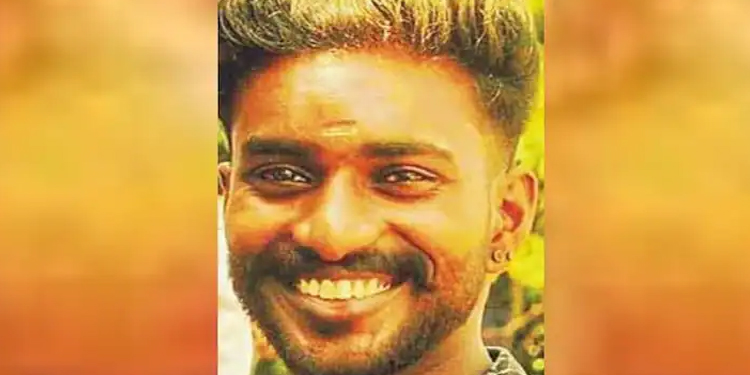 മിനിലോറി തലകീഴായി മറിഞ്ഞ് പരിക്കേറ്റ് ചികിത്സയിലായിരുന്ന യുവാവ് മരിച്ചു