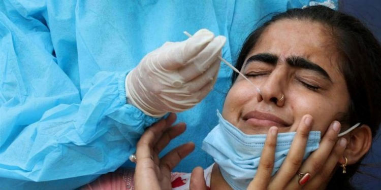 രാജ്യത്ത് കോവിഡ് വീണ്ടും പിടിമുറുക്കുന്നു ; മുഖ്യമന്ത്രിമാരുടെ യോഗം വിളിച്ച് പ്രധാനമന്ത്രി