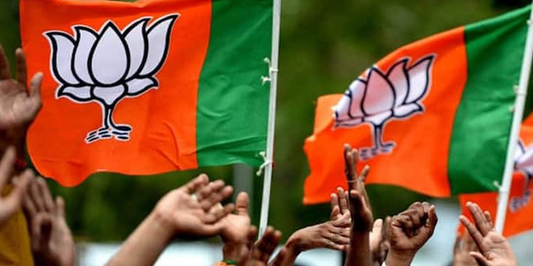 ബിജെപി ദളിത് മോർച്ചാ നേതാവിനെ വെട്ടിക്കൊന്നു