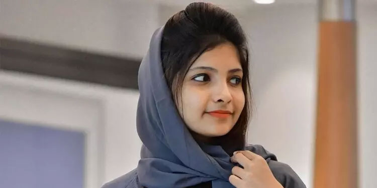 റിഫയുടെ മരണം : മെഹനാസിന്റെ വീട്ടുകാരുടെയും സുഹൃത്തുക്കളുടെയും മൊഴിയെടുത്തു