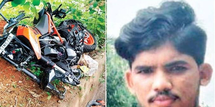 പുത്തൻ ബൈക്ക് സുഹൃത്തുക്കളെ കാണിച്ച് മടങ്ങുന്നതിനിടെ അപകടം ; യുവാവ് മരിച്ചു