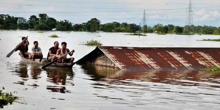 അസമിൽ വെള്ളപ്പൊക്കം ; 57,000 പേരെ ബാധിച്ചതായി സർക്കാർ