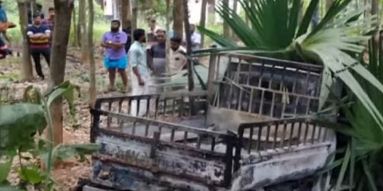 ഗുഡ്‌സ് ഓട്ടോയില്‍ സ്‌ഫോടനം ; യുവതിയും കുഞ്ഞും മരിച്ചു ; ഭര്‍ത്താവ് കിണറ്റില്‍ ചാടി ജീവനൊടുക്കി