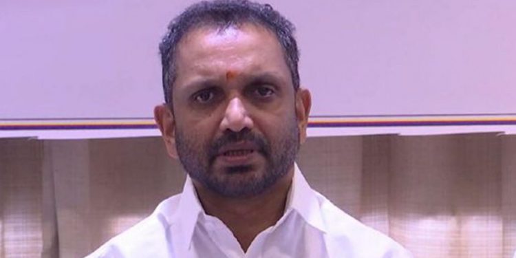 കേരളത്തെ കടക്കെണിയിലാക്കി കമ്മീഷനടിക്കാൻ മോദി സർക്കാർ സമ്മതിക്കില്ല: സുരേന്ദ്രൻ