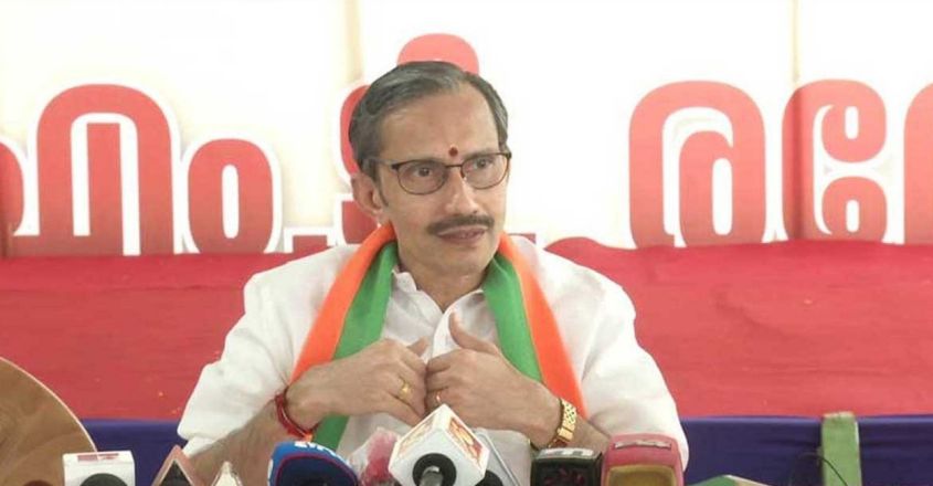 ‘ ഗോവധത്തെ അനുകൂലിച്ച നടിയെ പിന്തുണച്ചവർ പതിനഞ്ചുകാരിയെ അപമാനിച്ചതിൽ മിണ്ടുന്നില്ല ’