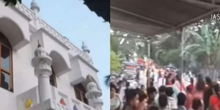 പള്ളിയിൽ ബാങ്കുവിളിയുയർന്നപ്പോൾ മേളം നിർത്തി, തൊഴുകൈയോടെ ഘോഷയാത്രയിൽ പങ്കെടുത്തവർ