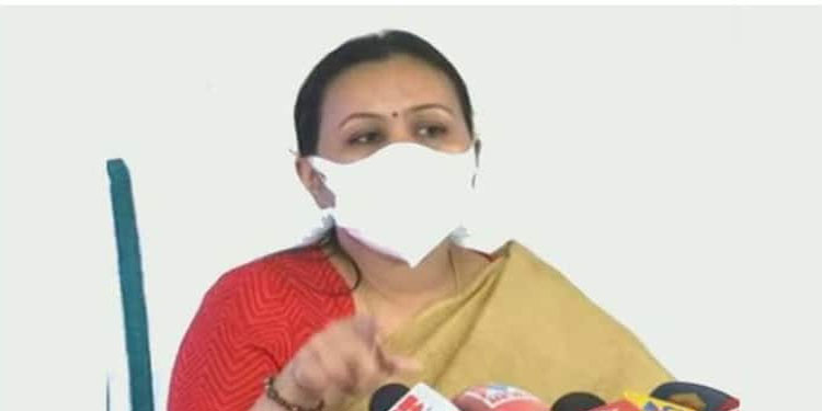 കാസർകോട്ടെ ഭക്ഷ്യവിഷബാധ: അന്വേഷണത്തിന് നിര്‍ദേശം നല്‍കി ആരോ​ഗ്യമന്ത്രി