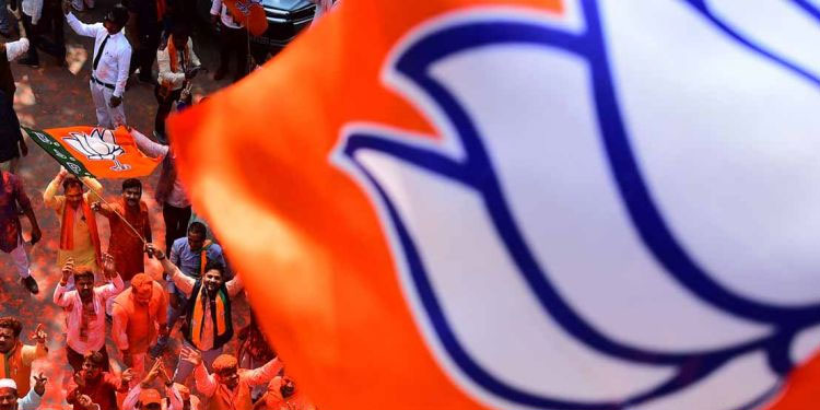‘പ്രധാനമന്ത്രിയുടെ പേര് ഒഴിവാക്കി ഉദ്ഘാടനം’; ചങ്ങനാശേരി ജനറൽ ആശുപത്രിയിൽ ബിജെപി പ്രതിഷേധം