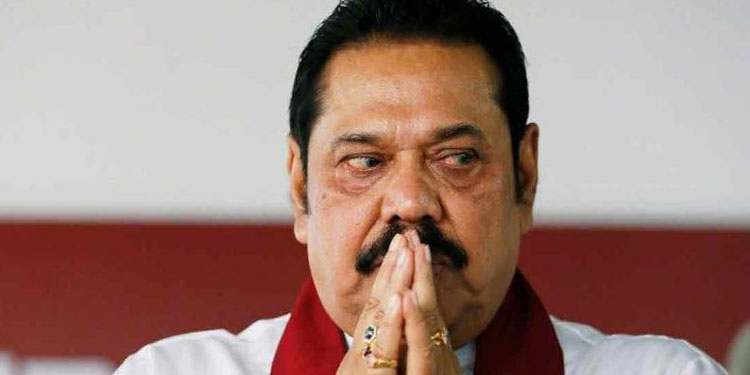 മഹിന്ദ രാജപക്സെ പാർലമെന്റിൽ ; അവസാന തുള്ളി പെട്രോളും വറ്റി