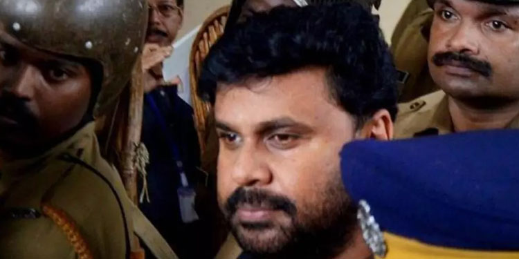 നടിയെ ആക്രമിച്ച കേസ് : ദൃശ്യങ്ങൾ ചോർന്നത് പരിശോധിക്കണമെന്ന വാദം വിചാരണ കോടതി തള്ളി