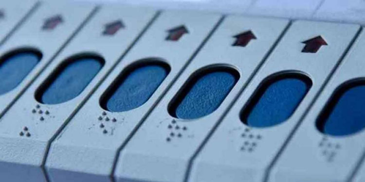 തൃക്കാക്കര: ആം ആദ്മിയും ട്വന്റി20യും ഒന്നിച്ച്