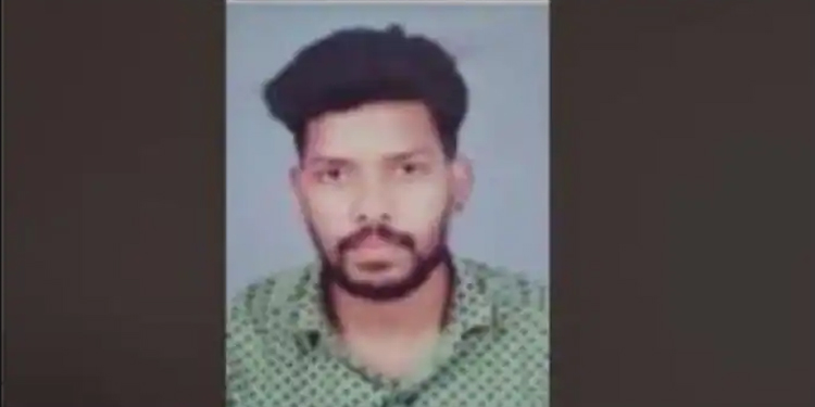 സെൽഫി‌യെടുക്കുന്നതിനിടെ കടലിൽ വീണ് ഫോട്ടോ​ഗ്രാഫർക്ക് ദാരുണാന്ത്യം ; നാല് പേർ അത്ഭുതകരമായി രക്ഷപ്പെട്ടു