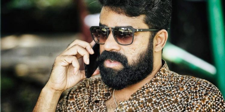 ‘വലിയ സ്വാധീനമുള്ള നടനു വ്യക്തിവിരോധം; വിജയ്ബാബുവിനെ കുടുക്കിയത് ലോബി’