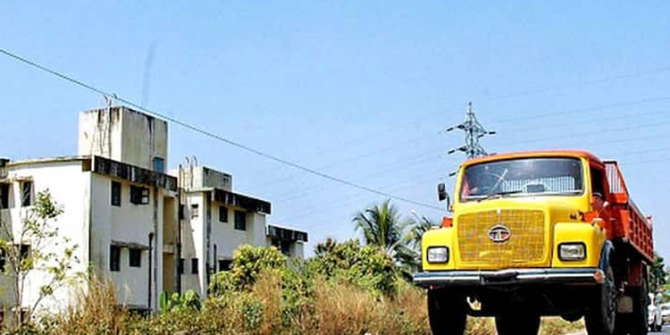പാലക്കാട് ജില്ലയിൽ ടിപ്പർ ലോറികളുടെ ഗതാഗത സമയക്രമം കർശനമായി പാലിക്കണമെന്ന് കളക്ടർ