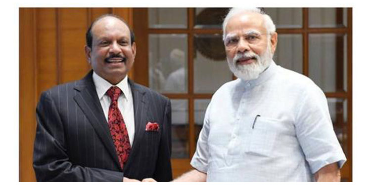 പ്രധാനമന്ത്രിയുമായി എം എ യൂസഫലി കൂടിക്കാഴ്ച നടത്തി