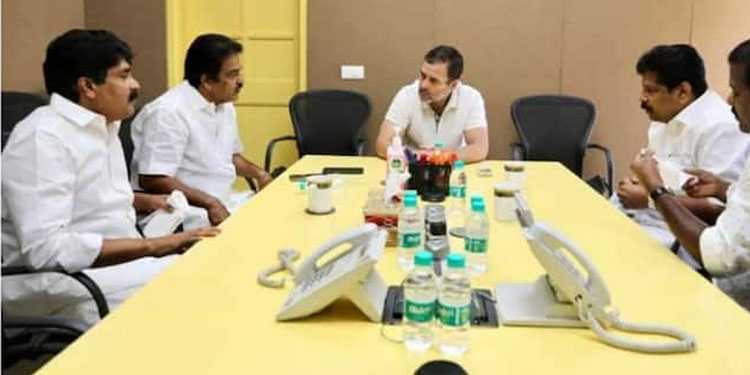 ബഫര്‍ സോണ്‍: വയനാട്ടിലെ സാഹചര്യം വിലയിരുത്തി രാഹുൽ ഗാന്ധി, എംഎൽഎമാരുമായി ചർച്ച നടത്തി