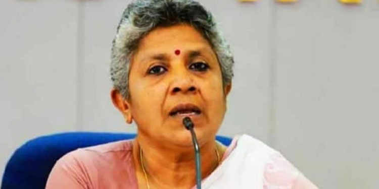 യാത്രാപ്പടി വിവാദം: വനം കോര്‍പ്പറേഷനില്‍ പോര് മുറുകുന്നു; പണമടയ്ക്കണമെന്ന് എംഡി, സ്വകാര്യ യാത്രയല്ലെന്ന് ലതിക