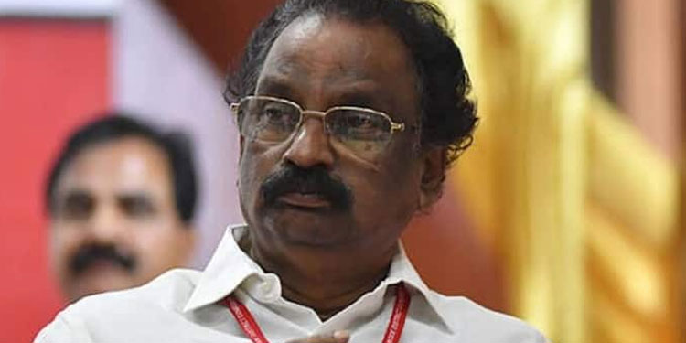 ‘പിണറായി തൊട്ടാവാടിയല്ല’; മുഖ്യമന്ത്രി അല്ലായിരുന്നെങ്കിൽ സംരക്ഷണം ജനങ്ങൾ ഏറ്റെടുത്തേനേയെന്ന് എ കെ ബാലൻ
