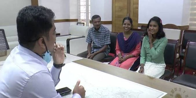 മൂന്നാറിന് അഭിമാനമായി അഞ്ജിത ഷാജിയും ശാലുവും , എംജി സര്‍വ്വകലാശാലയിൽ ഒന്നും മൂന്നും റാങ്ക്