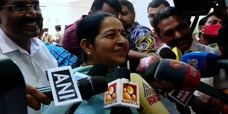 പി ടി യുടെ ഭൂരിപക്ഷം ഉമ മറികടക്കും ; അവസാനം വരെ ലീഡ് ചെയ്യുമെന്ന് ഡിസിസി