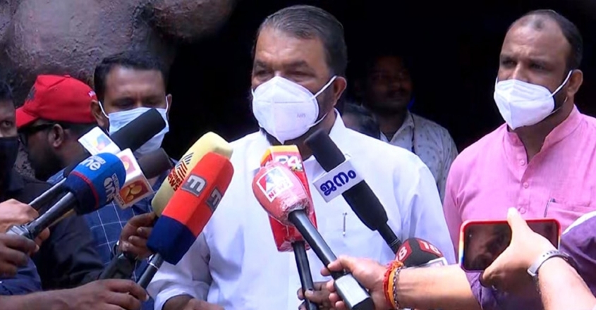 വിദ്യാർഥിക്ക് സ്കൂളിൽ പാമ്പുകടിയേറ്റ സംഭവം : സമഗ്രമായ അന്വേഷണത്തിന് നിർദേശിച്ച് മന്ത്രി