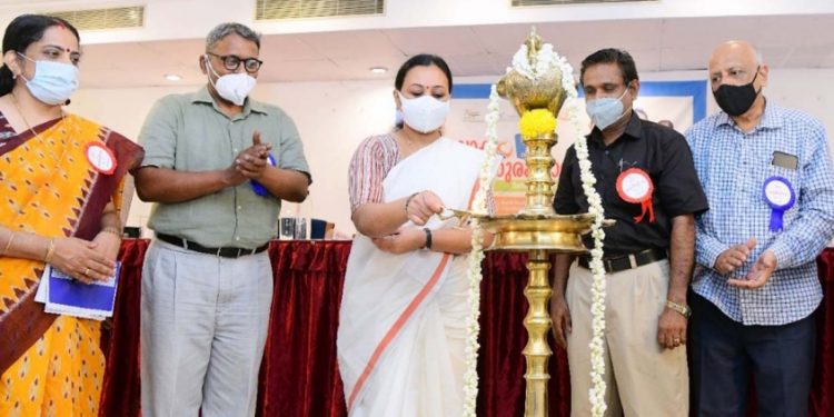 ‘ഭക്ഷ്യസുരക്ഷാ പരിശോധനകള് കര്ശനമായി തുടരും ; സംസ്ഥാനത്ത് കൂടുതൽ ലാബുകള്’