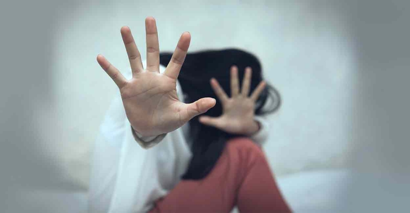 അധ്യാപികയെ പ്രിൻസിപ്പൽ പീഡിപ്പിച്ചു; ദൃശ്യങ്ങൾ ഇന്റർനെറ്റിൽ: പിന്നാലെ തട്ടിക്കൊണ്ടുപോയി