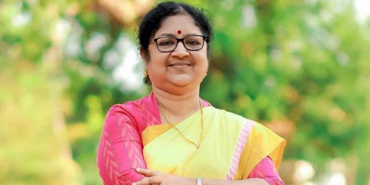 മന്ത്രി ബിന്ദുവിന്റെ പേരിൽ വ്യാജ വാട്സാപ്പ് സന്ദേശം; നടപടിക്ക് ഡിജിപിക്ക് നിർദേശം