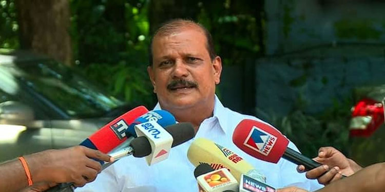 ഫാരിസ് അബൂബക്കർ കേരളത്തിന്‍റെ നിഴൽ മുഖ്യമന്ത്രി, വീണ വിജയന്‍റെ സ്ഥാപനം നിഗൂഢതകളുടെ കൂമ്പാരം-പി സി ജോർജ്