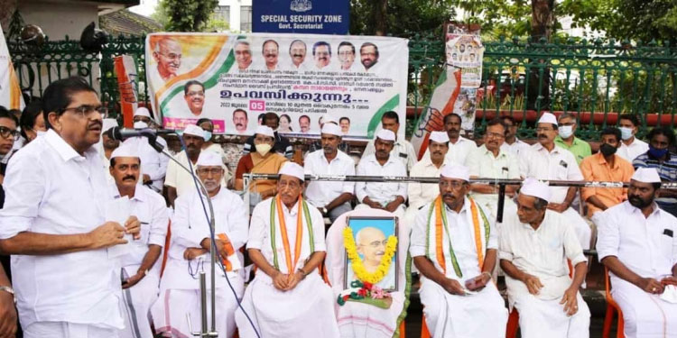 ജുഡീഷ്യൽ അന്വേഷണത്തിലൂടെ മുഖ്യമന്ത്രി വിശുദ്ധി തെളിയിക്കണം: വി.എം.സുധീരൻ