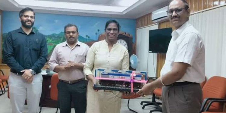 രാജ്യസഭാ പ്രവേശനത്തിന് മുമ്പെ റെയില്‍വെ ജോലിയില്‍ നിന്ന് സ്വയം വിരമിച്ച് ഉഷ
