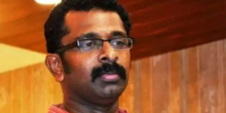 നഗ്നതാ പ്രദർശനം : നടൻ ശ്രീജിത്ത് രവിക്ക് ജാമ്യമില്ല ; 14 ദിവസത്തേയ്ക്ക് റിമാൻഡിൽ