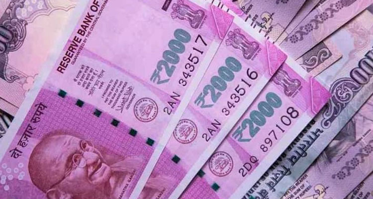 പുതിയ റെക്കോർഡിട്ട് രൂപ; ചരിത്രത്തിലെ ഏറ്റവും വലിയ ഇടിവ്