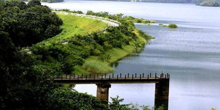 കാഞ്ഞിരപ്പുഴ ഡാം : മൂന്ന് സ്പിൽവെ ഷട്ടറുകൾ 30 സെന്റീമീറ്ററായി ഉയർത്തും