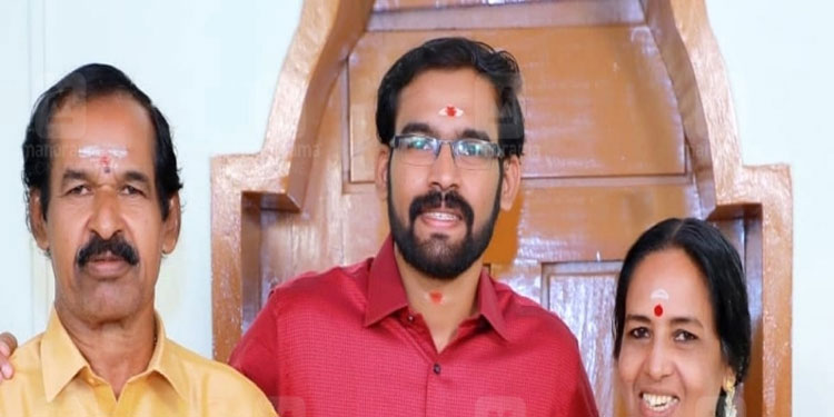 നിയന്ത്രണം വിട്ട് പാഞ്ഞെത്തിയ കാര്‍ ഇടിച്ചു കയറി; പൊലിഞ്ഞത് കുടുംബത്തിലെ 3 പേര്‍ -വിഡിയോ