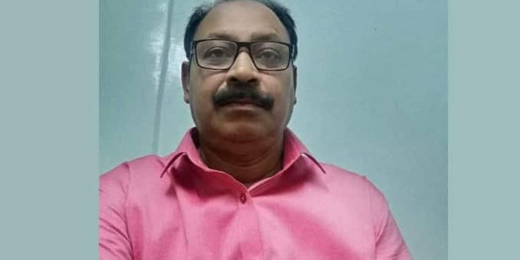 ഹൃദയാഘാതം മൂലം മരിച്ച പ്രവാസി മലയാളി സാമൂഹിക പ്രവര്ത്തകന്റെ മൃതദേഹം നാട്ടില് എത്തിച്ചു